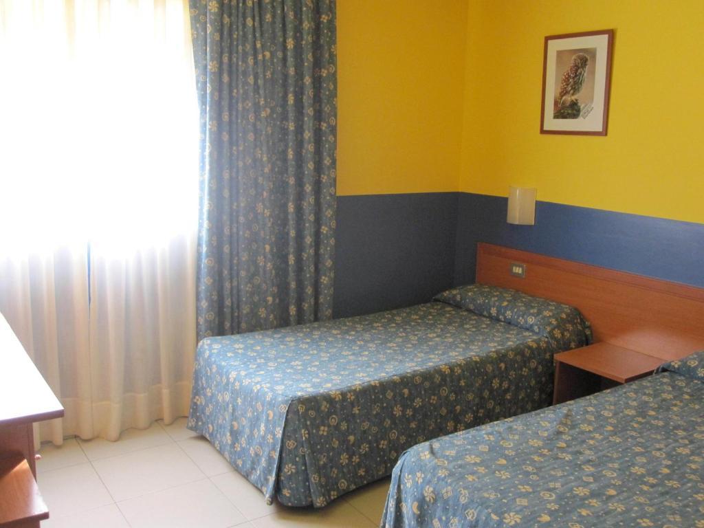 Hotel Blauet By Bossh Hotels เอลปรัตเดยูเบรกัต ห้อง รูปภาพ