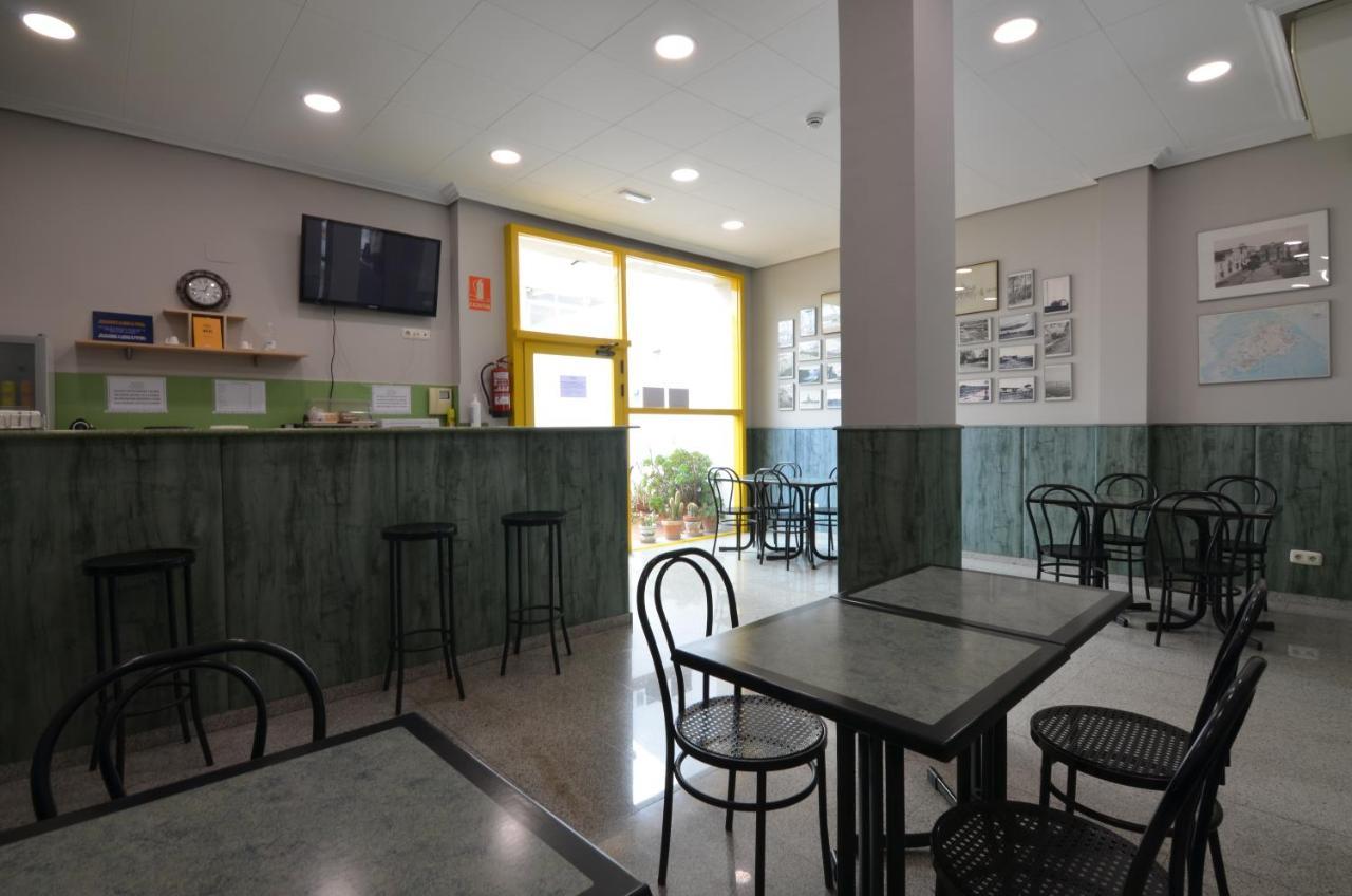 Hotel Blauet By Bossh Hotels เอลปรัตเดยูเบรกัต ภายนอก รูปภาพ