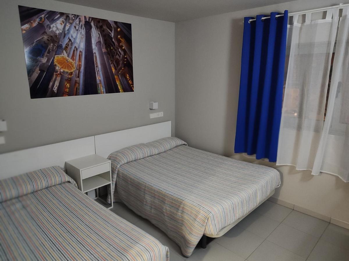 Hotel Blauet By Bossh Hotels เอลปรัตเดยูเบรกัต ภายนอก รูปภาพ