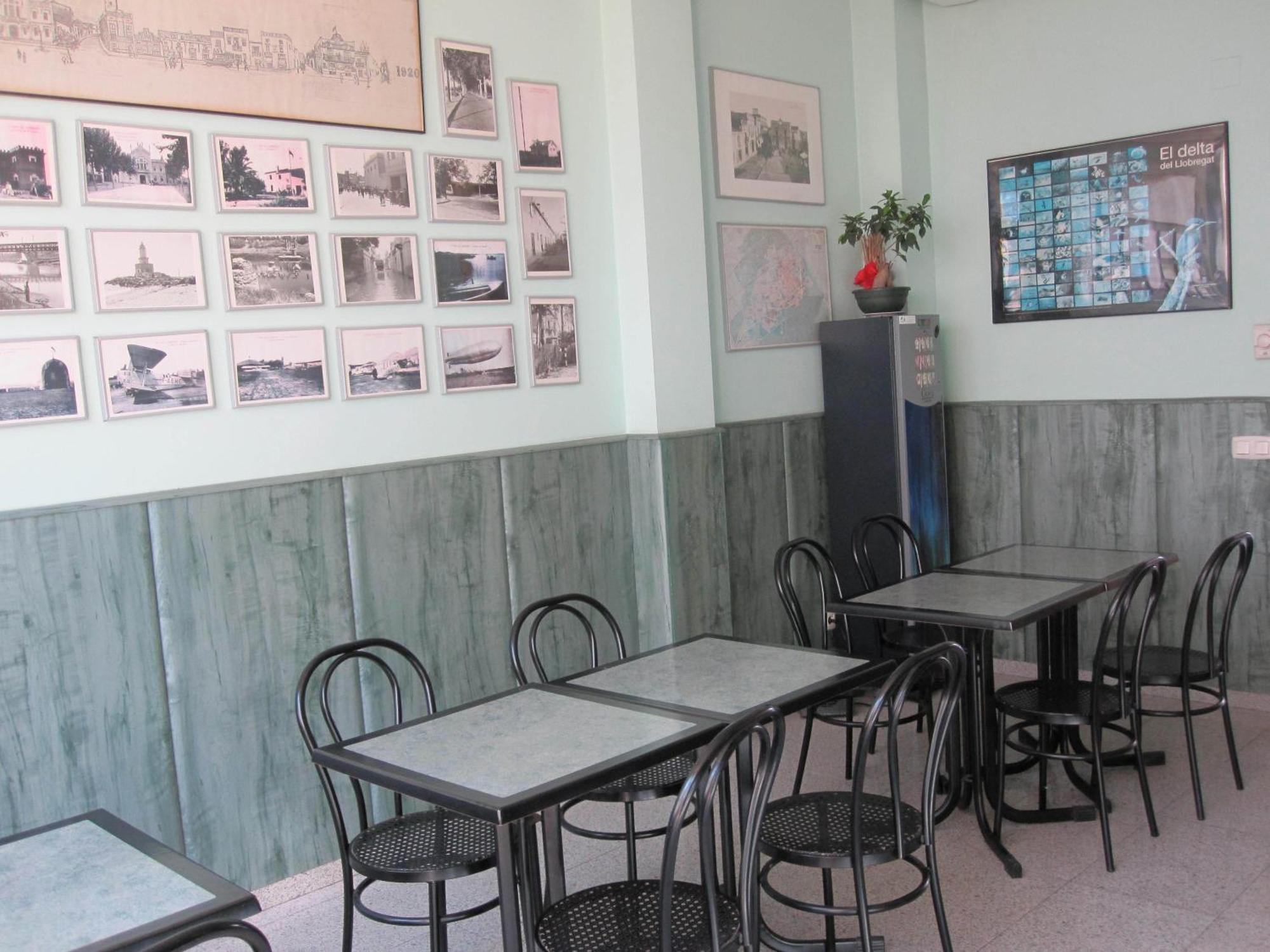 Hotel Blauet By Bossh Hotels เอลปรัตเดยูเบรกัต ภายนอก รูปภาพ