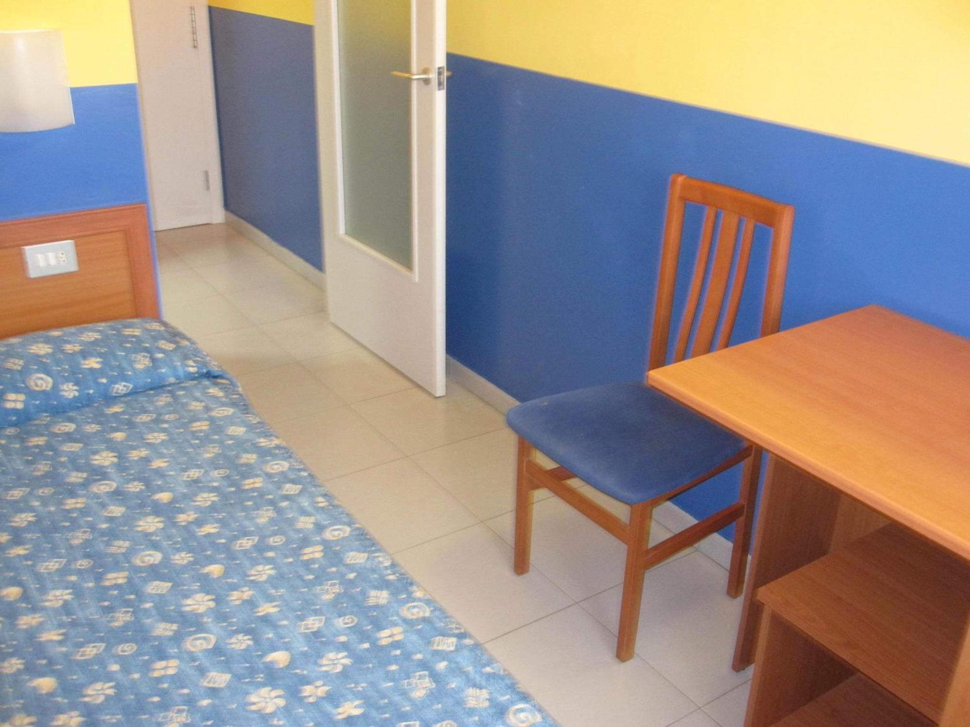 Hotel Blauet By Bossh Hotels เอลปรัตเดยูเบรกัต ภายนอก รูปภาพ