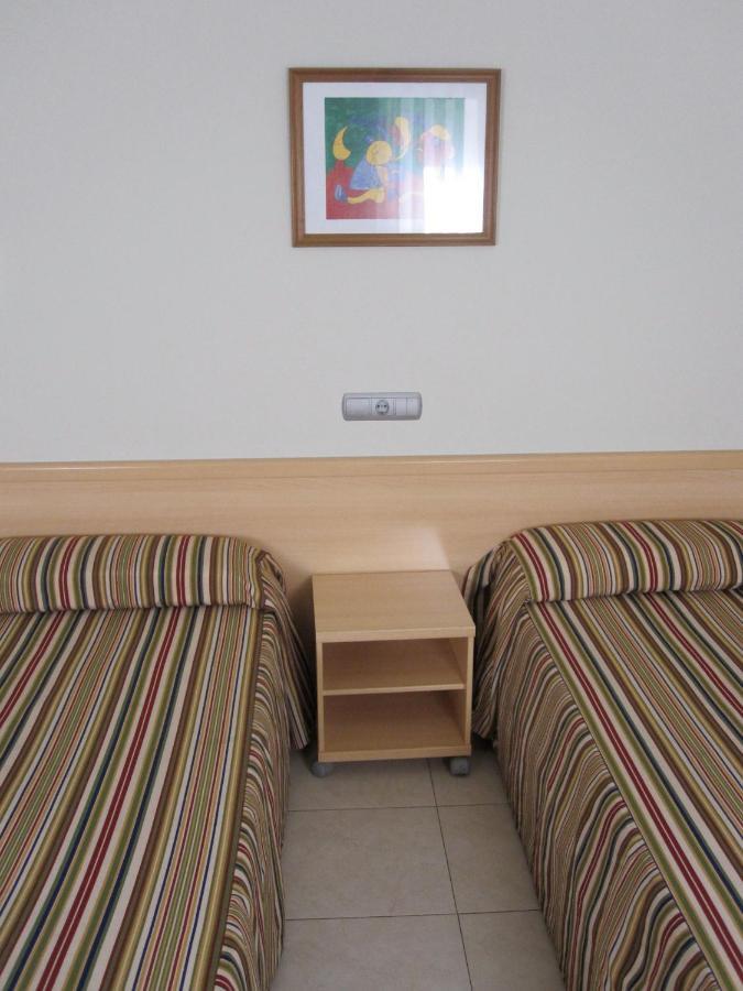 Hotel Blauet By Bossh Hotels เอลปรัตเดยูเบรกัต ห้อง รูปภาพ